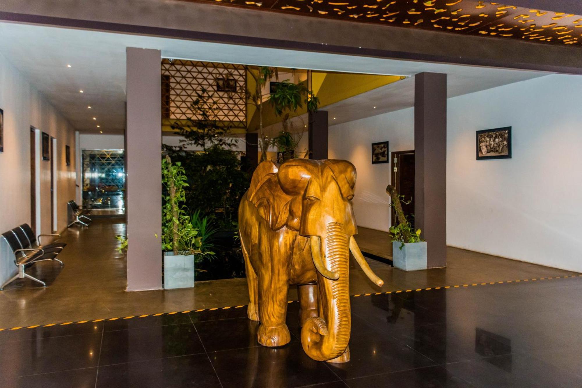 Golden Pearl Tangalle Beach Hambantota Exterior foto